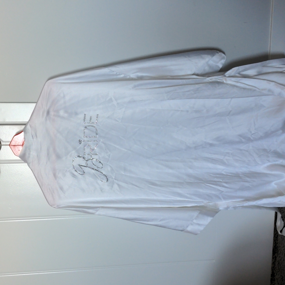 Victoria secret bride robe - Picture 2 of 6